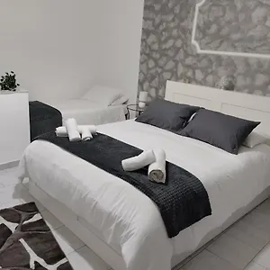 Apartman House Luroke, Catania