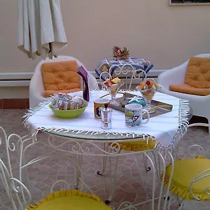 https://home-tourist.catania-hotels.net